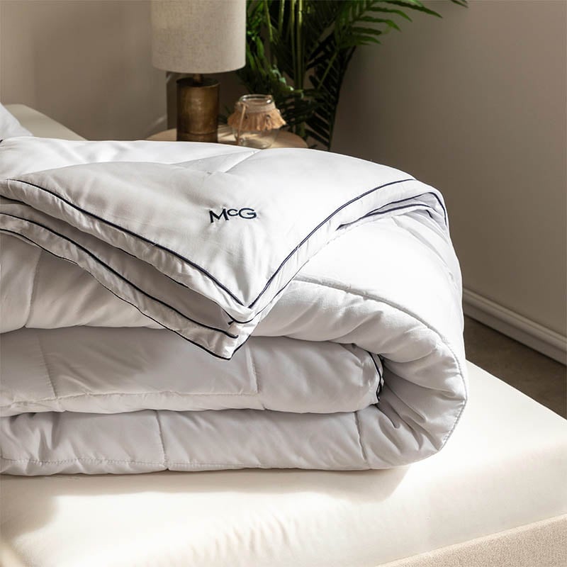 4 seizoenen Dekbed McGregor Hotel Deluxe - 140x200 cm (Eenpersoons) - McGregor - Dekbed-Discounter.nl