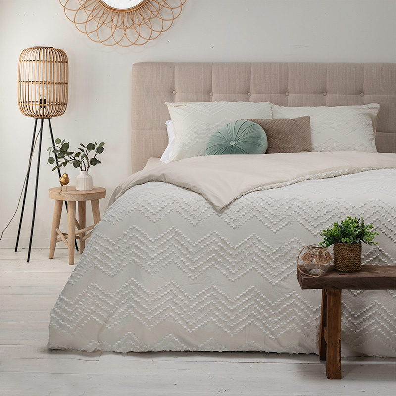 Dekbedovertrek Ava - Lits-Jumeaux (240x220 cm) - Grijs Microvezel - Dessin: Stippen - Fresh & Co - Dekbed-Discounter.nl aanbieding