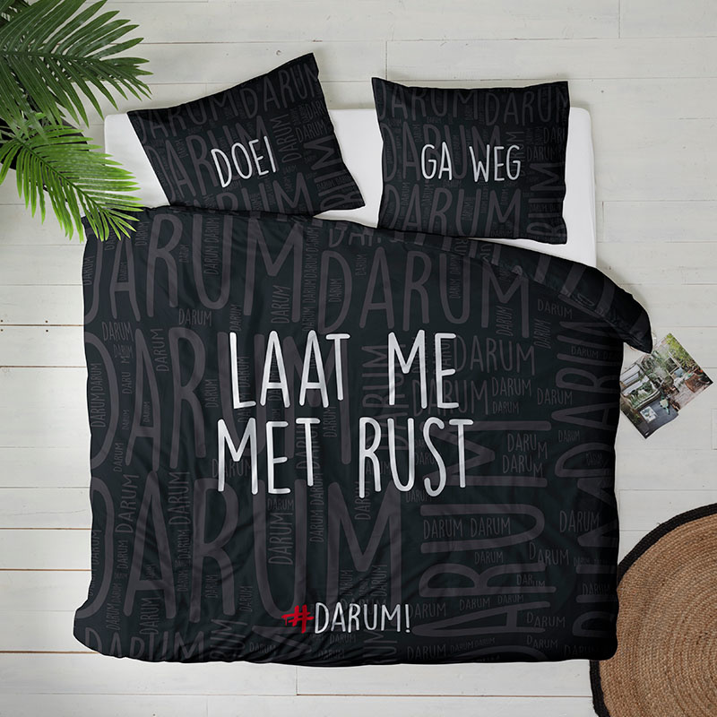 Dekbed-discounter.nl Dekbedovertrekken - Dekbedovertrek #DARUM! Laat Me met Rust Dekbedovertrek - Tweepersoons (200x200 cm) - Zwart Microvezel - Dessin: Tekst - #DARUM! - Dekbed-Discounter.nl aanbieding